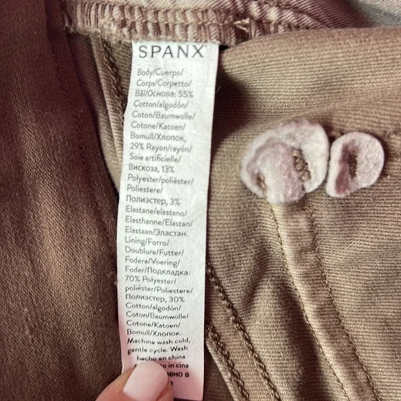 SPANX Stretch Twill Cropped Wide Leg Pant - Picture 7 of 7